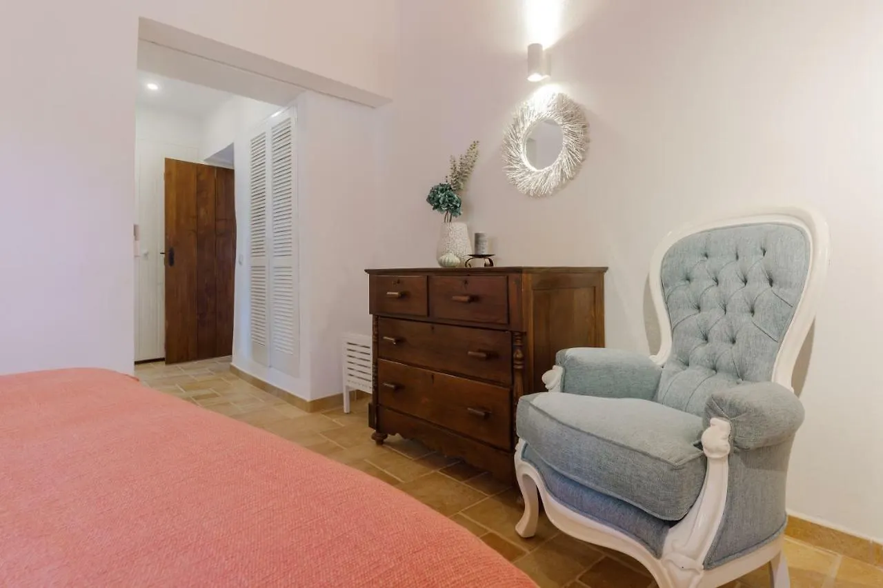 Vila Monte Da Luz - A Family House